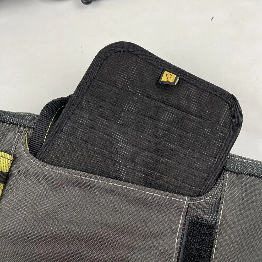 Case Logic Computer Laptop Tablet Travel Case Bag 13”x11” Shoulder Strap Padded